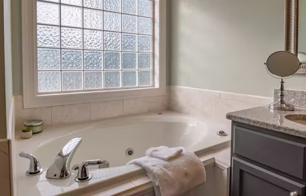 Cómo desatascar la pica del baño: soluciones fáciles y efectivas