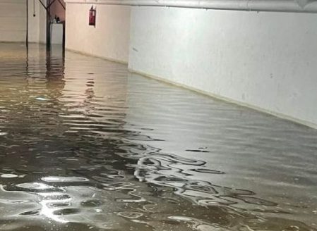 Cómo limpiar un garaje inundado